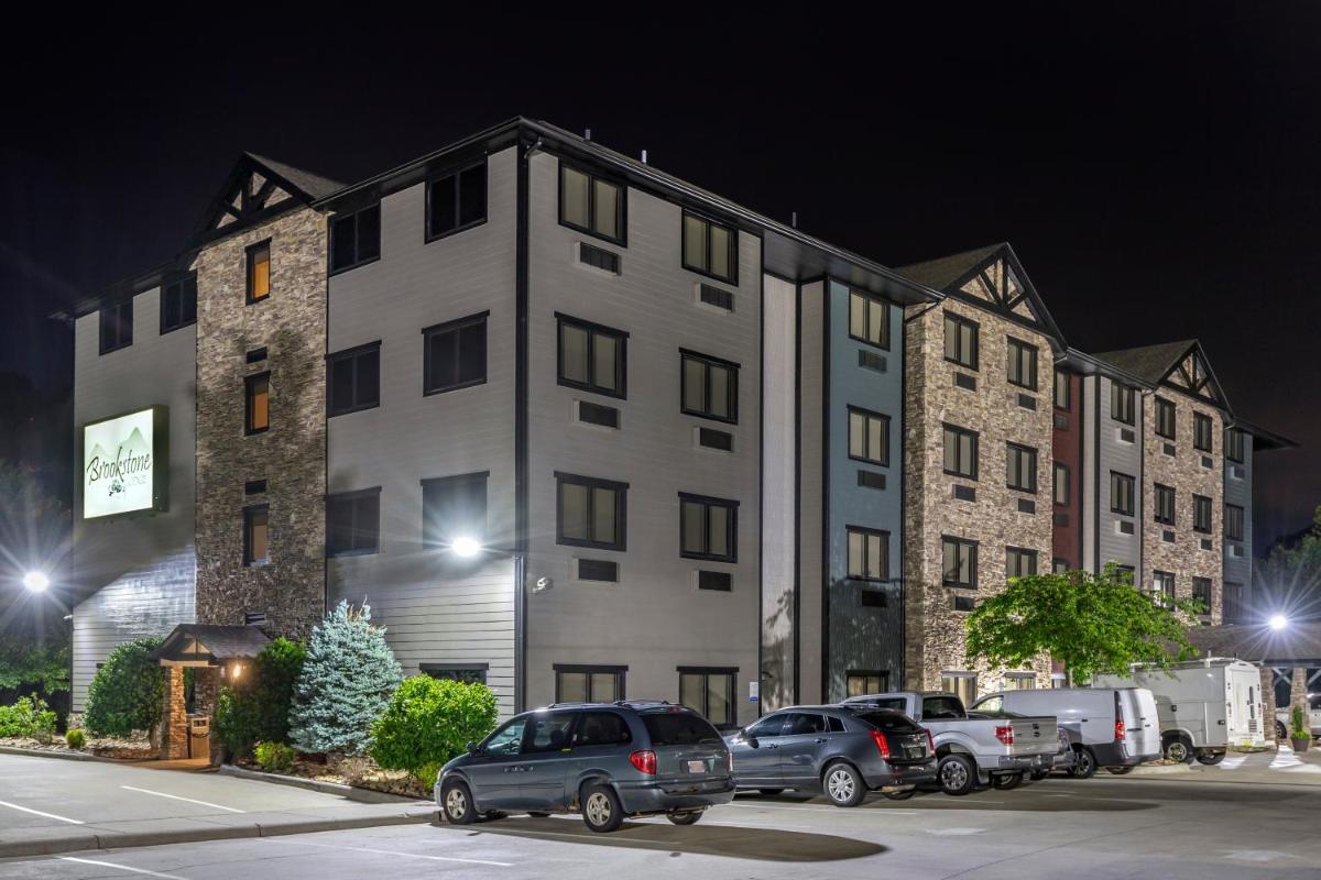 Suitetrails - Brookstone Lodge near Biltmore Village, Ascend Hotel Collection