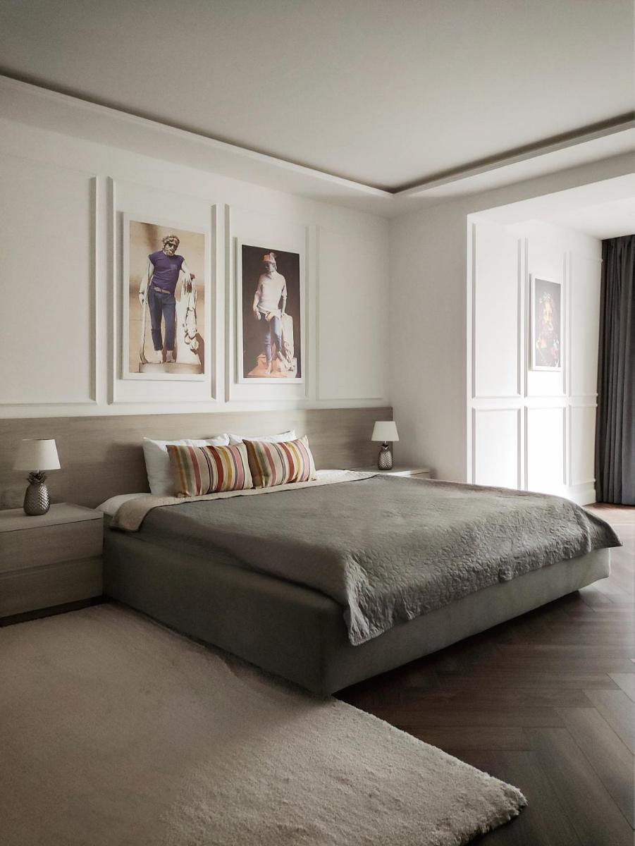 Suitetrails - Modern Classic 2 bedroom apartment near Most City