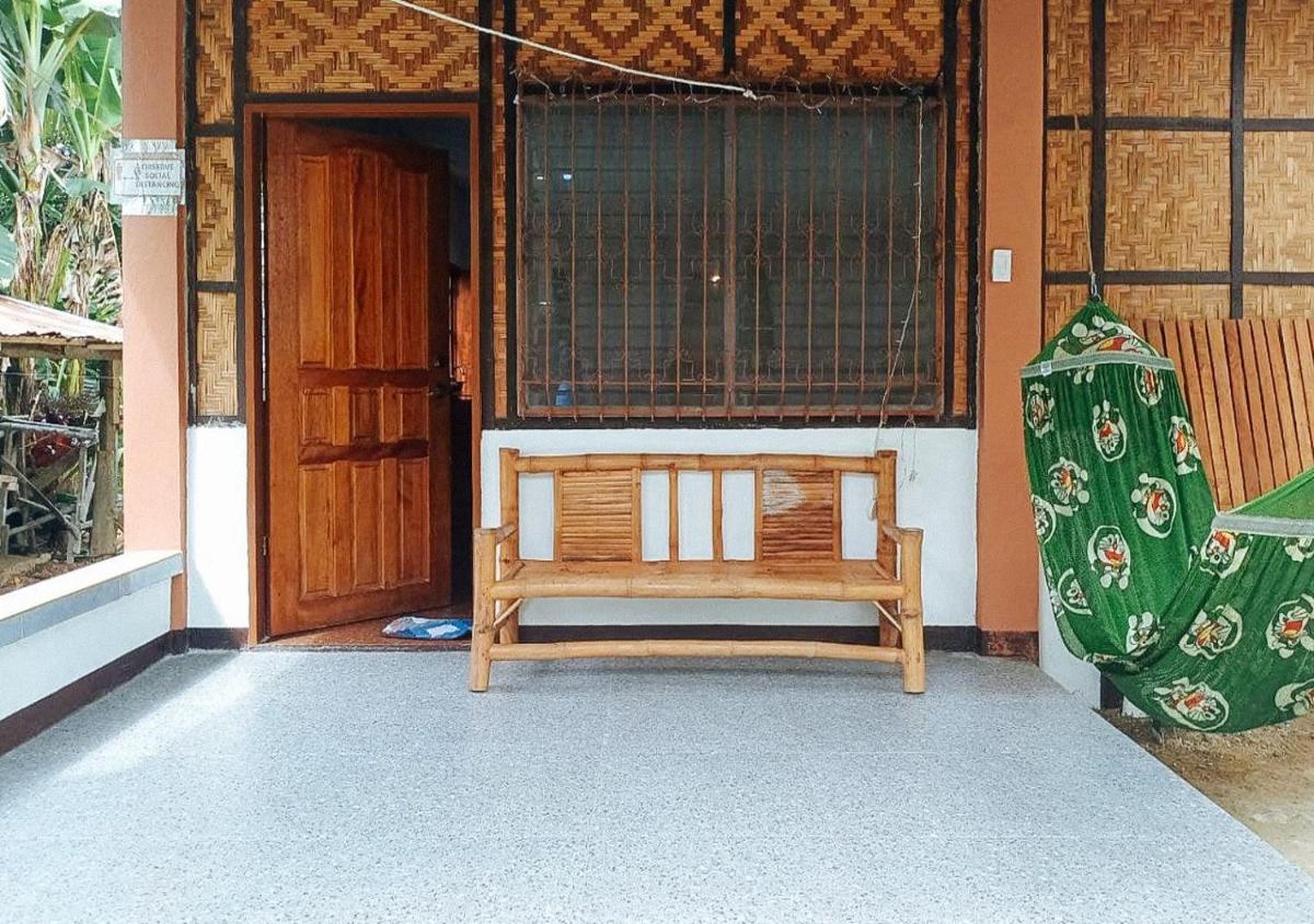 Irah's Guest House - Housity