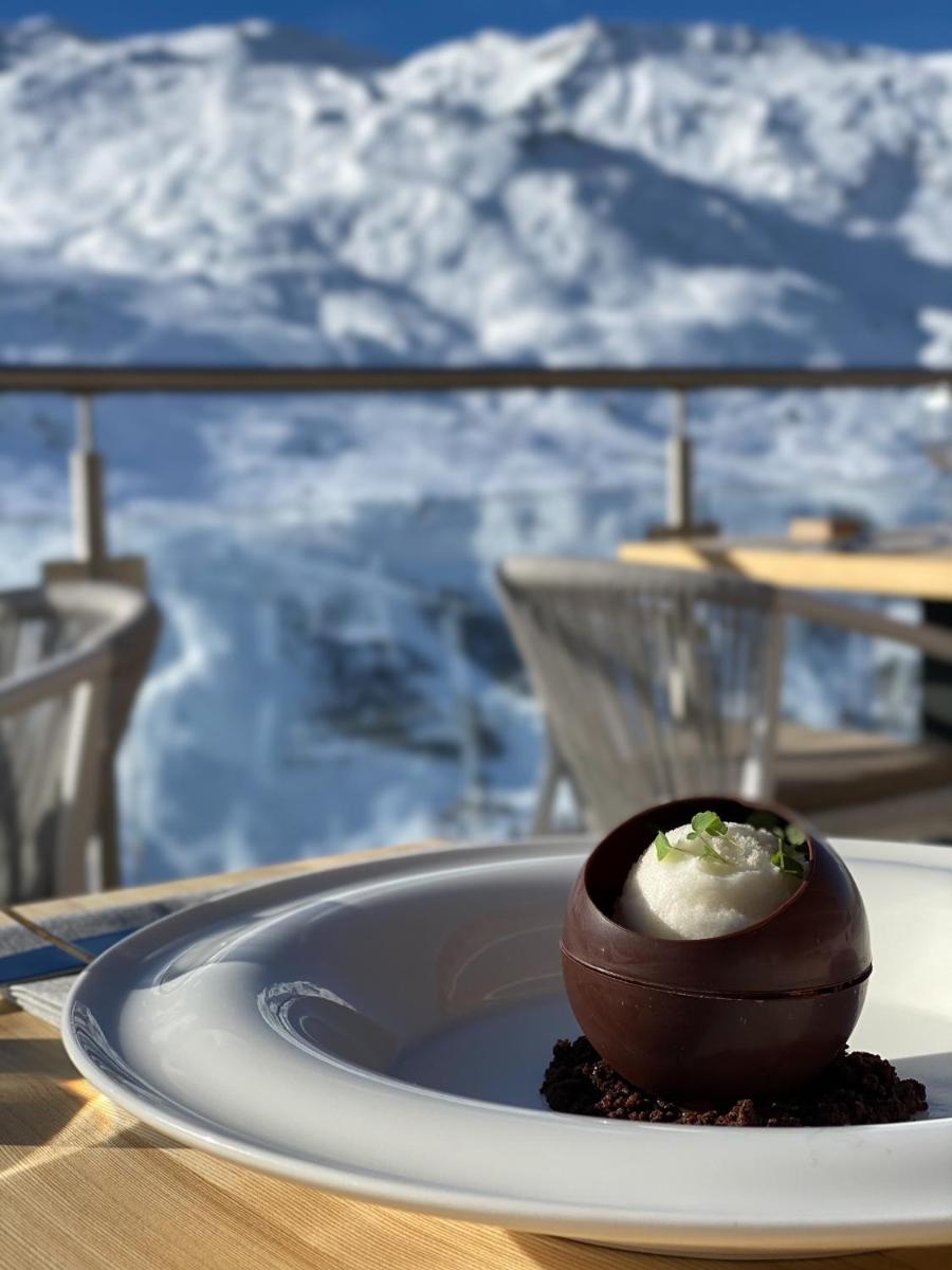 Nourriture dans l'hôtel ou à proximité