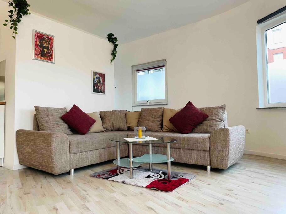 Schönes Bungalow, Check-In Kontaktlos, Zentral - Housity