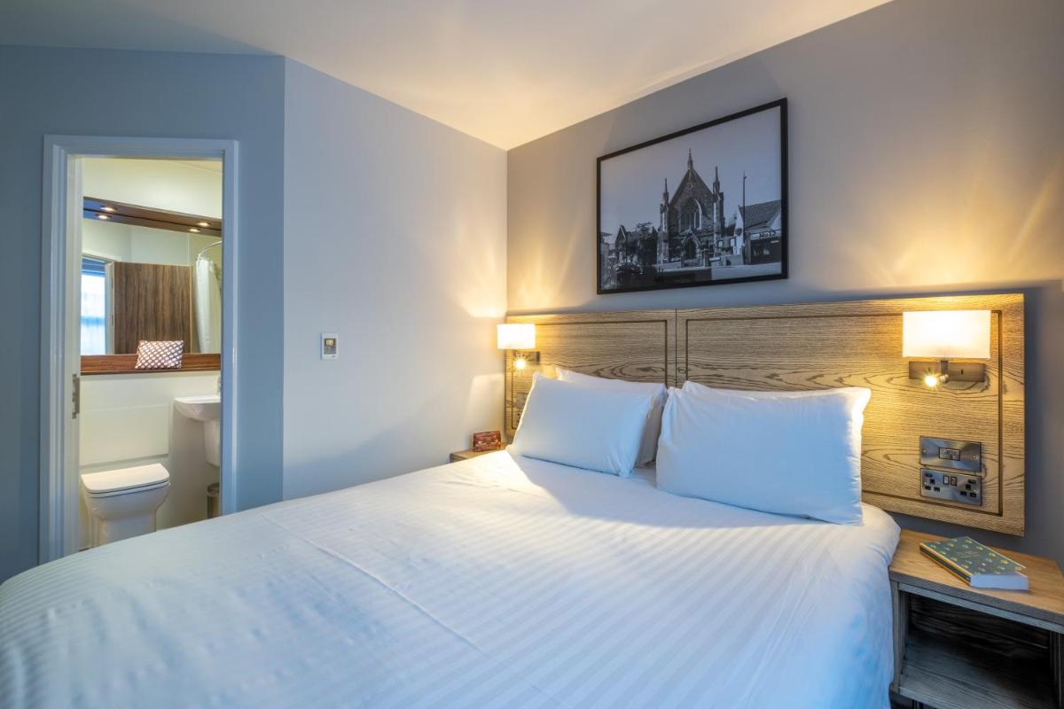 Two Rivers Lodge by Marston’s Inns - Housity