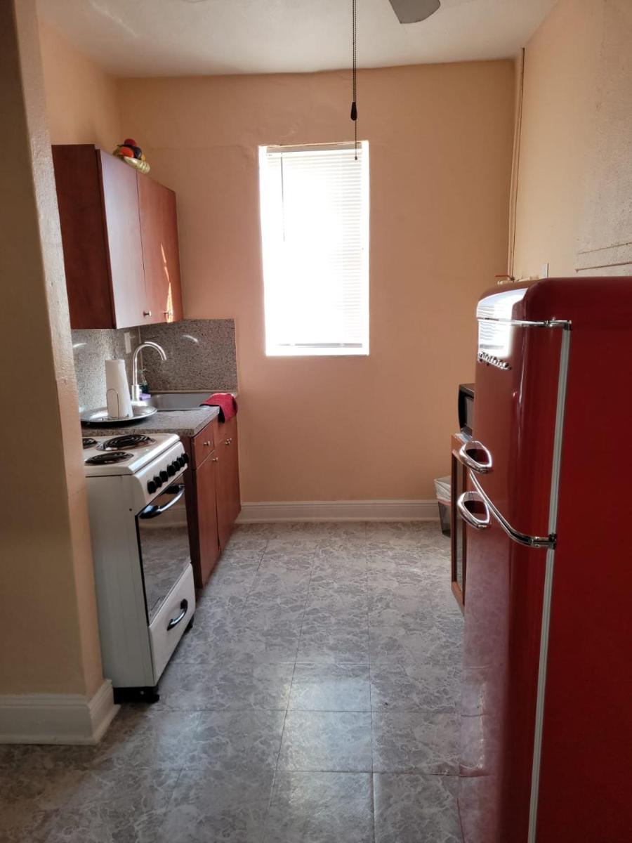 Little Havana Executive 11 - Housity
