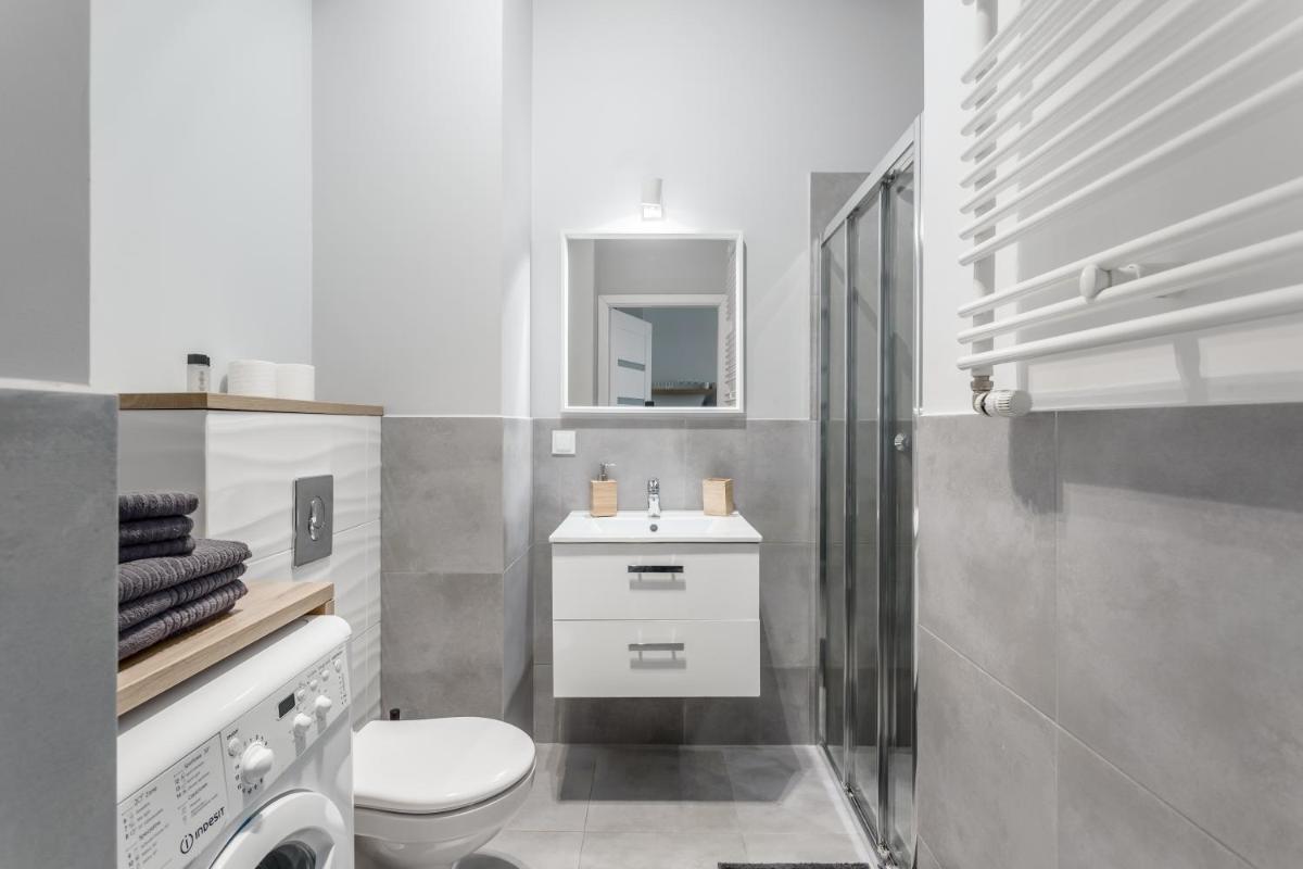 Warsaw City Travel Apartments - Housity