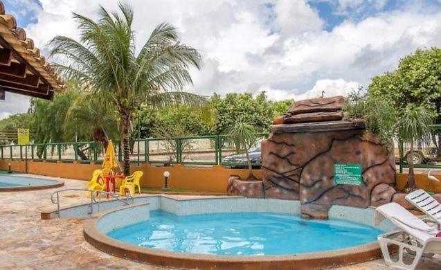 Thermas Place Suíte Caldas Novas com Piscinas Termais - Housity