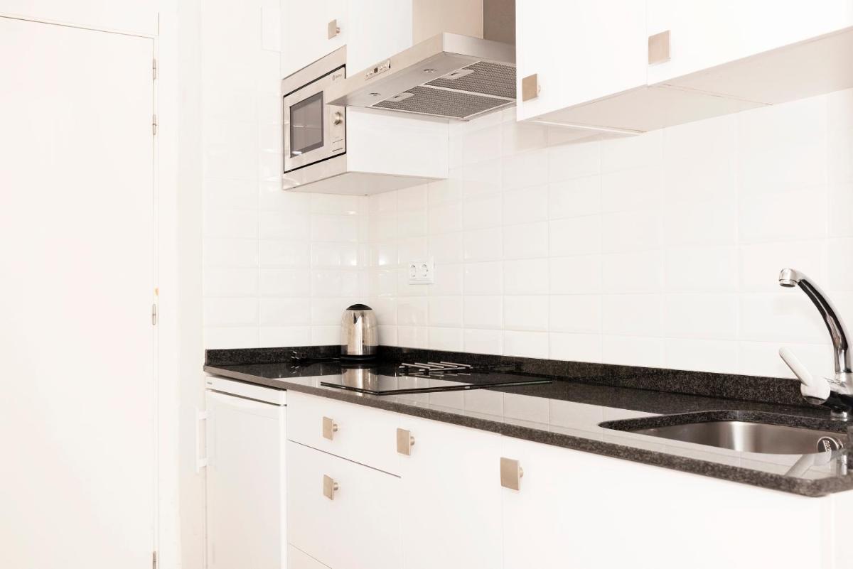 Apartamentos Sabinas El Pilar - Housity