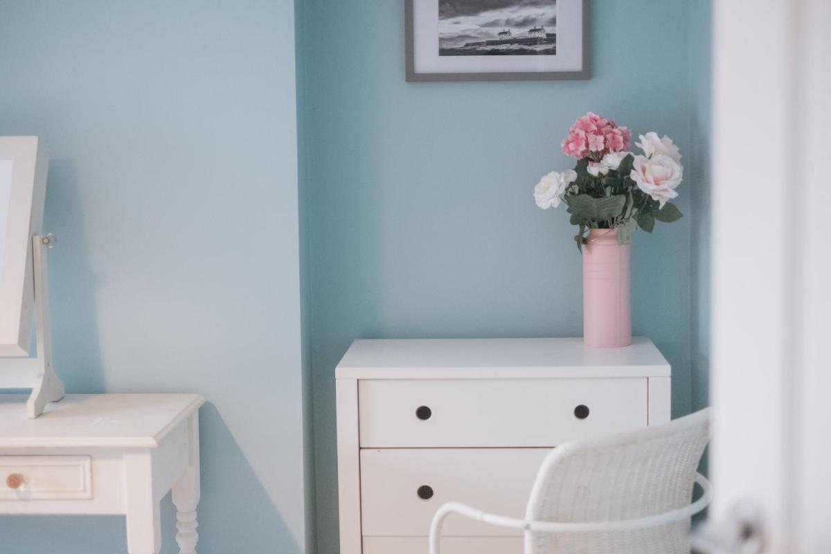 CONWY COTTAGE - Cosy 2 Bed Cottage, the gateway to Snowdonia National Park, North Wales - Housity