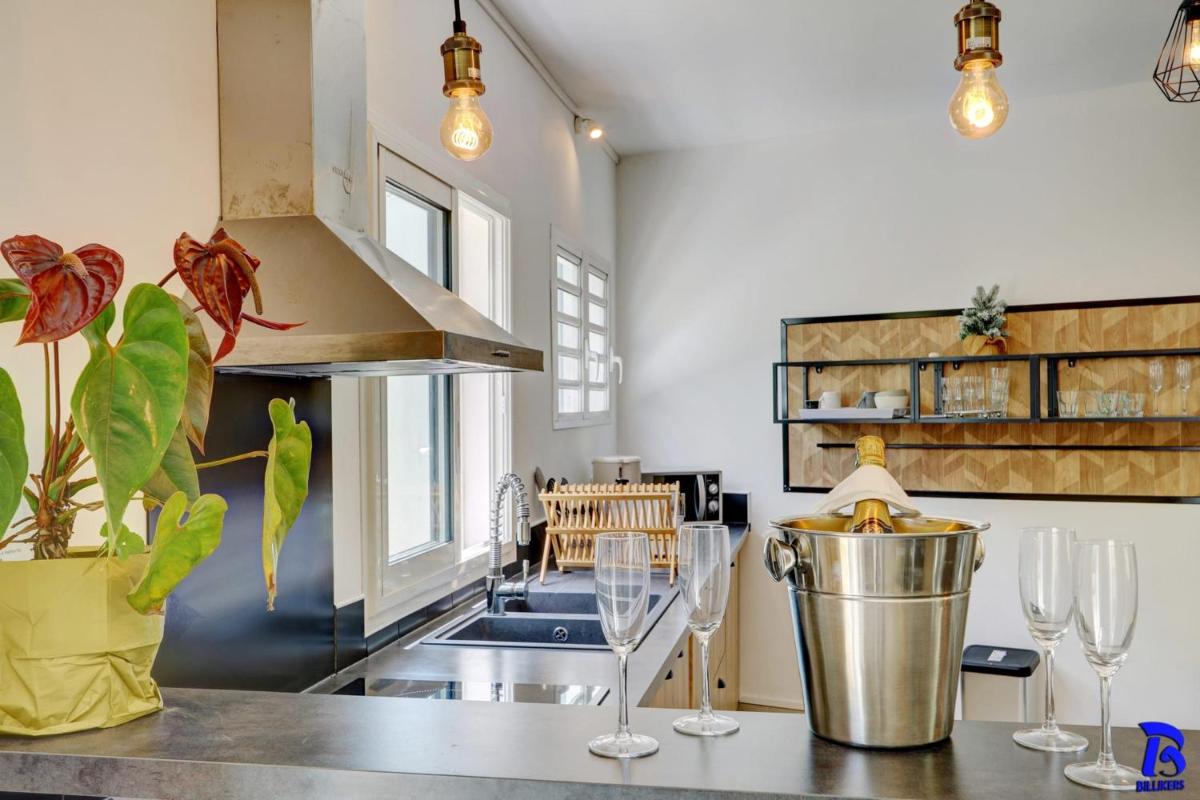 Appartement Ô COEUR DU NORD, classé 4 étoiles, rez-de-chaussée, jardin, 4 personnes, Sainte Clotilde, Saint Denis - Housity