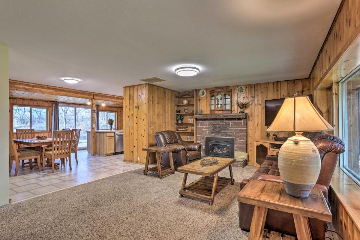 Family-Friendly Getaway on 12-Acre Trout Farm - Housity