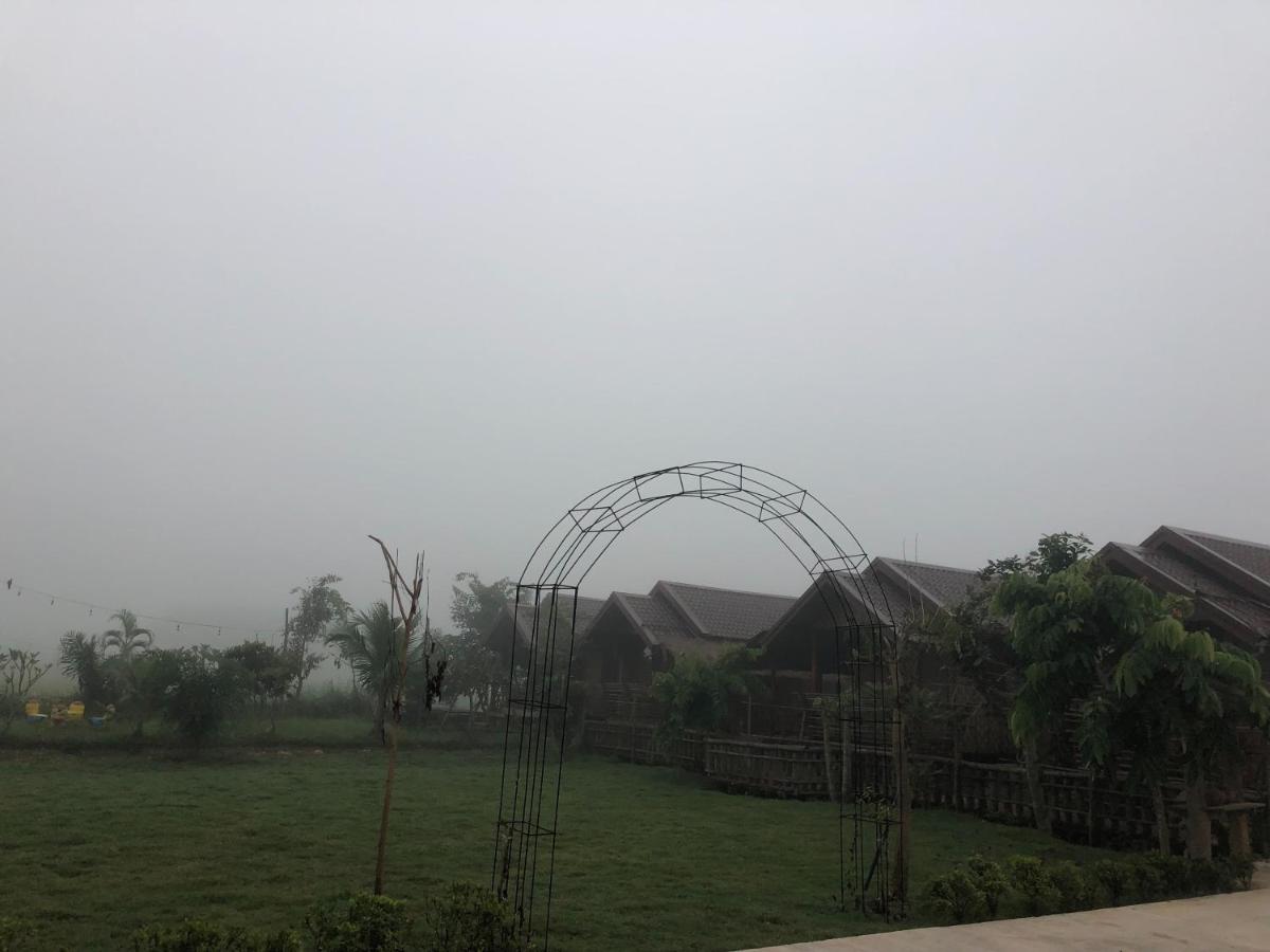 Chom Chill Nan - Housity