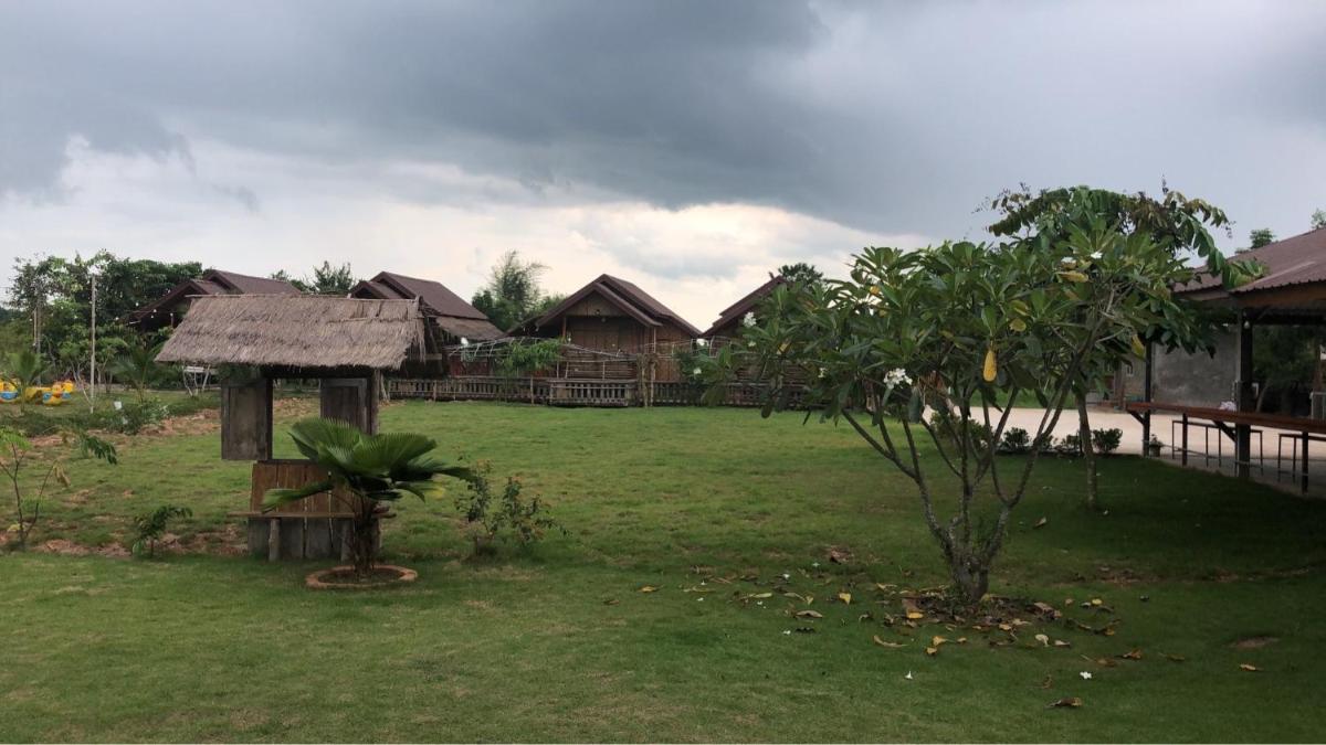 Chom Chill Nan - Housity