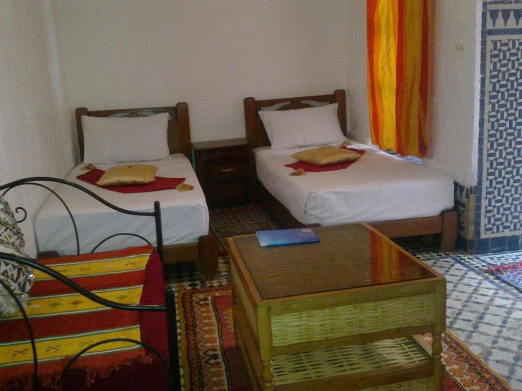 Riad Azrou - Housity