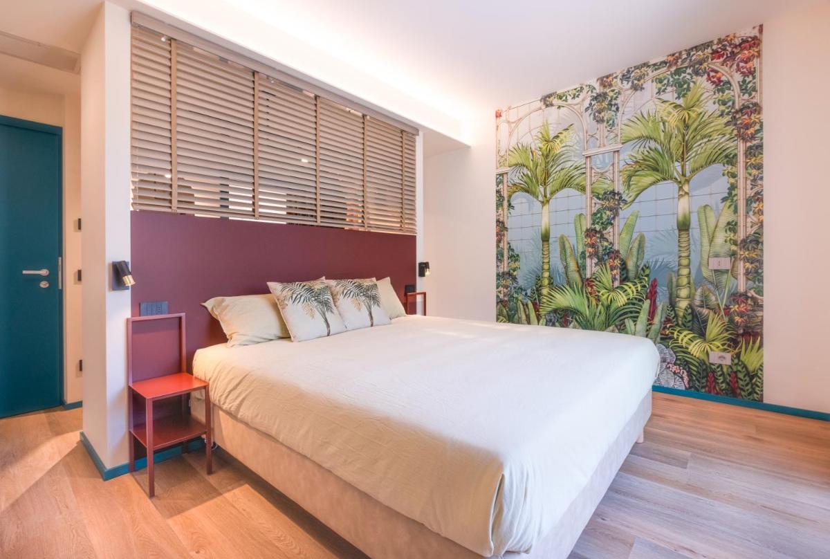 Plaza Lago di Garda Rooms - Rooftop, Lakeview & Jacuzzi - Housity