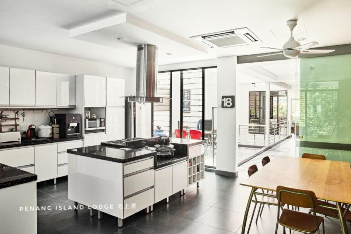 Miami beach sea la vie hai sheng huo te se min su beachfront 22pax 6 bedroom - Housity