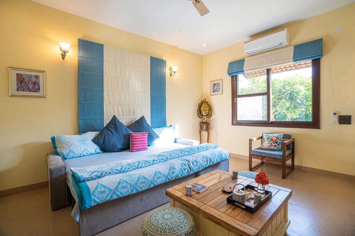 StayVista at Bliss In The Woods w Outdoor Pool - Gurgaon - Housity