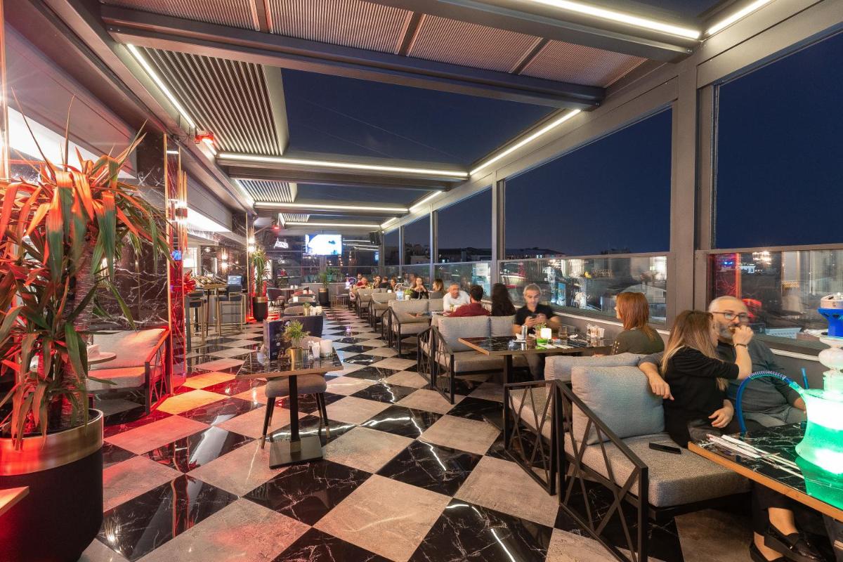 Grand Washington Hotel - Housity