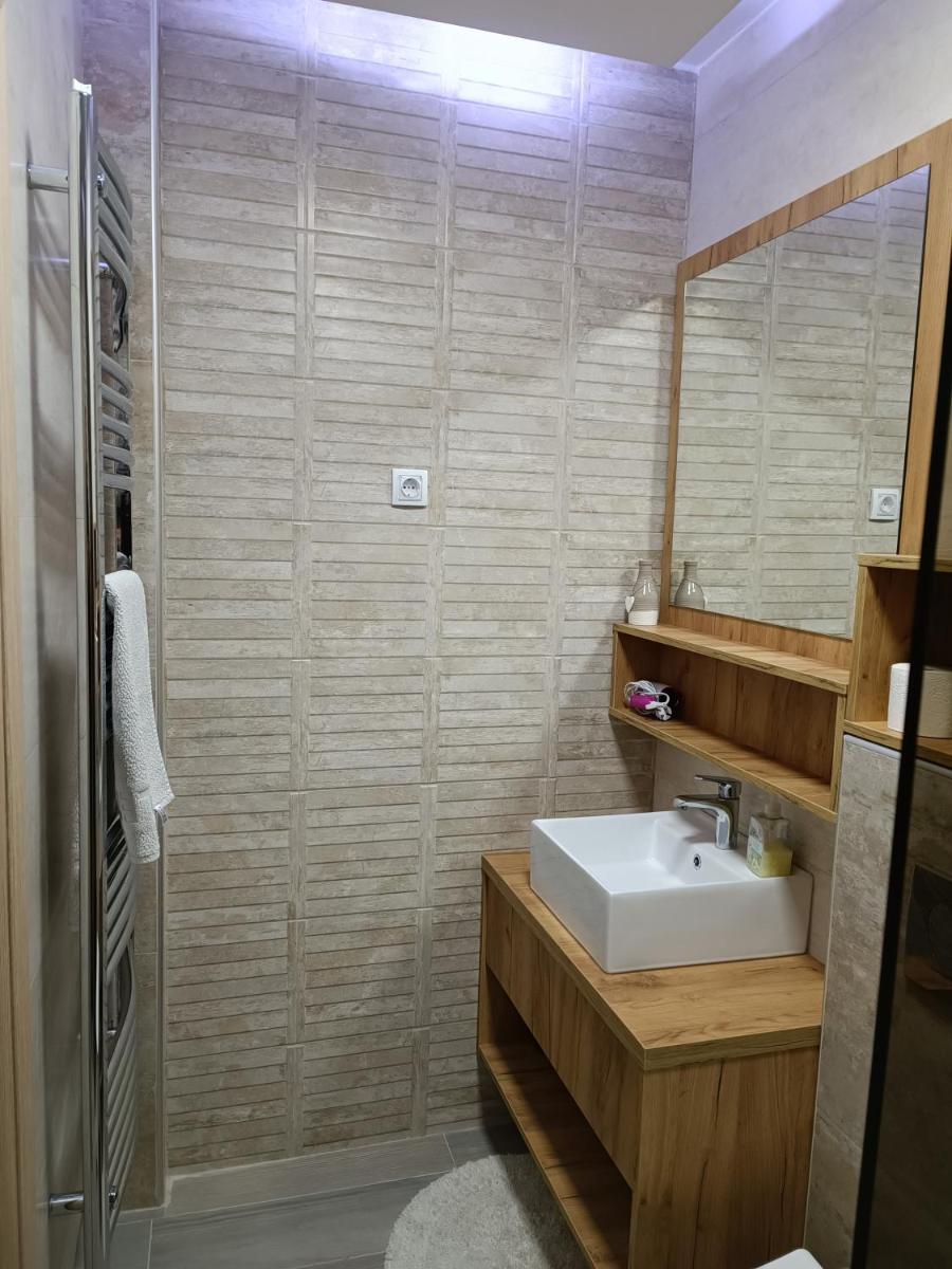 Serbian home - 44, Gandijeva 184 - Housity