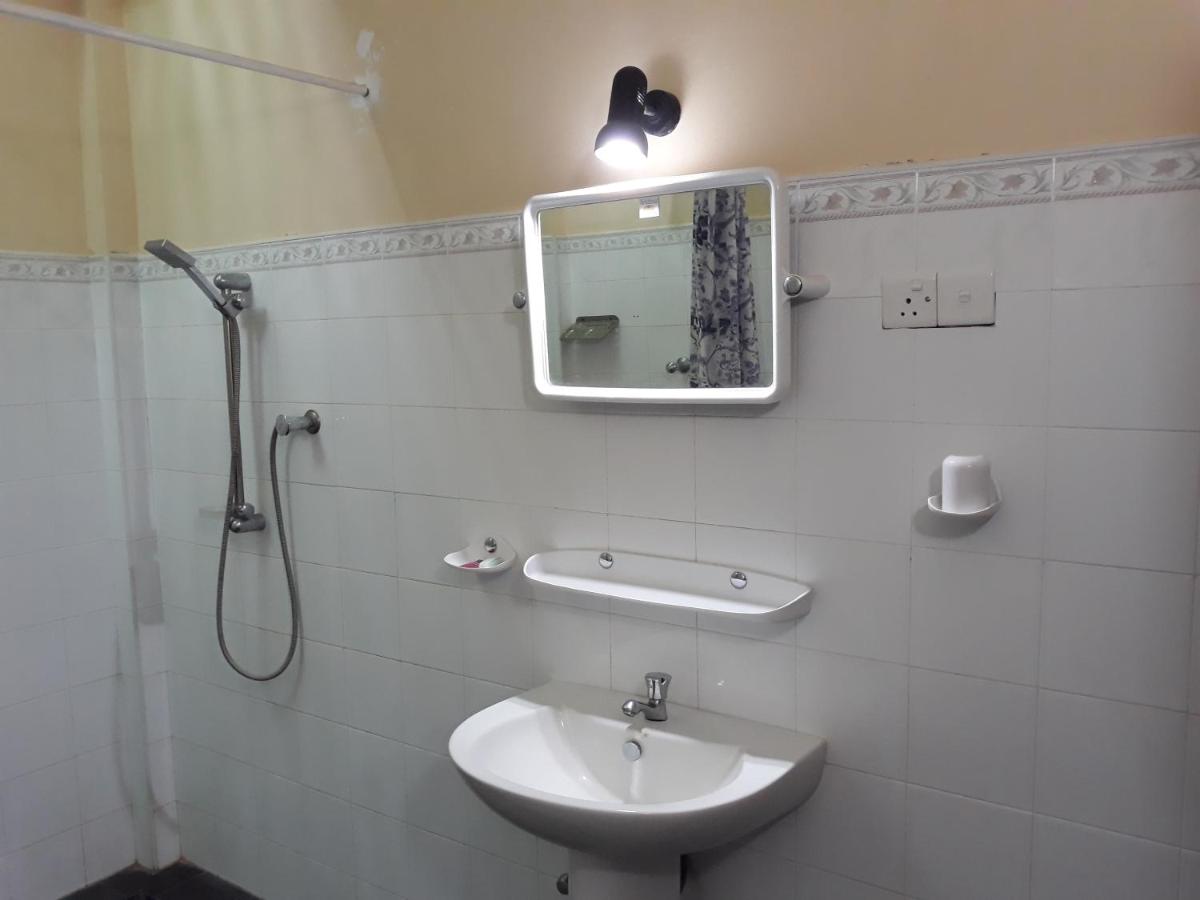 Katagamuwa Rest - Housity