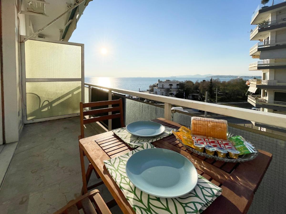 Eolou Sea View 60sqm apt in Paleo Faliro - Housity