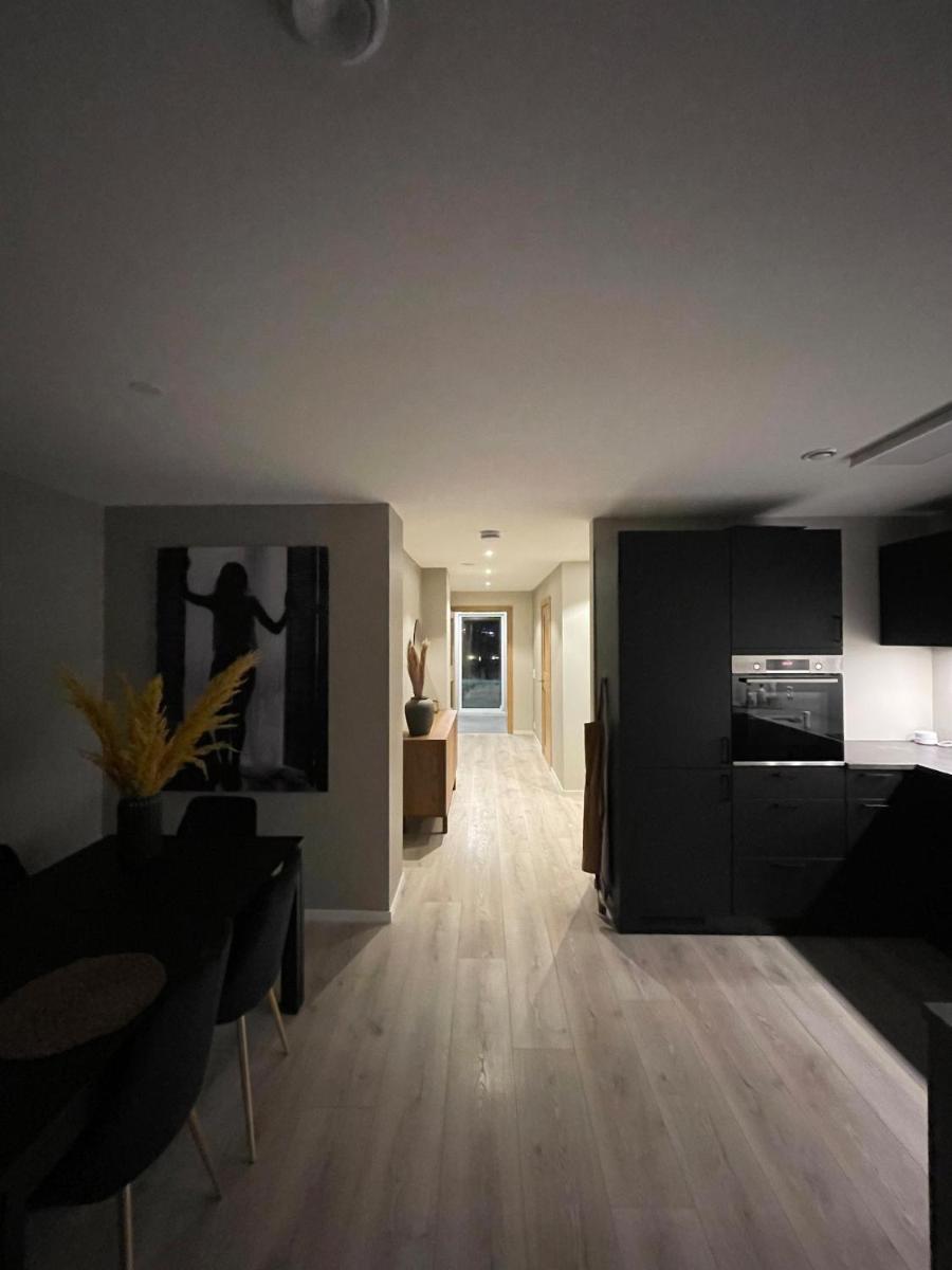 Suitetrails - Top modern Apartment with terrace and parking