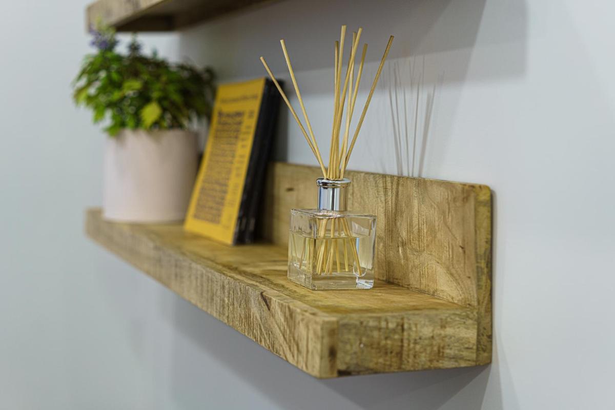 Suitetrails - Modern Rustic in Center-PRIME RENTALS