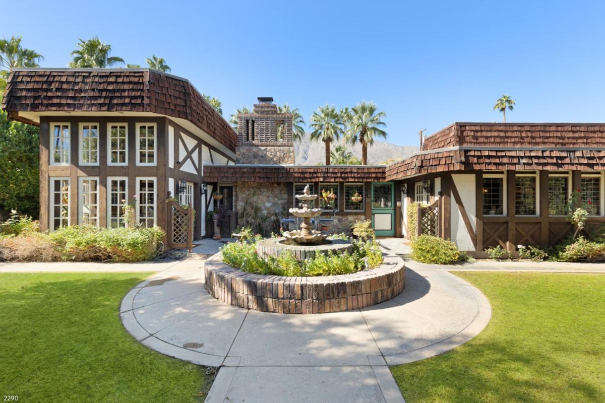 The English Cottage - Housity