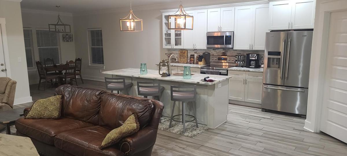 The Beach Getaway - Housity
