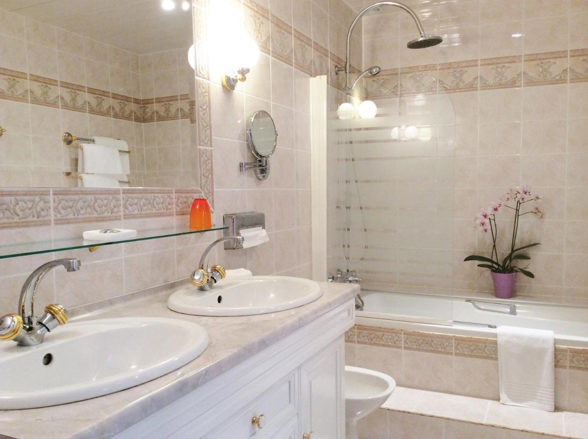 Manoir De Kertalg - Housity