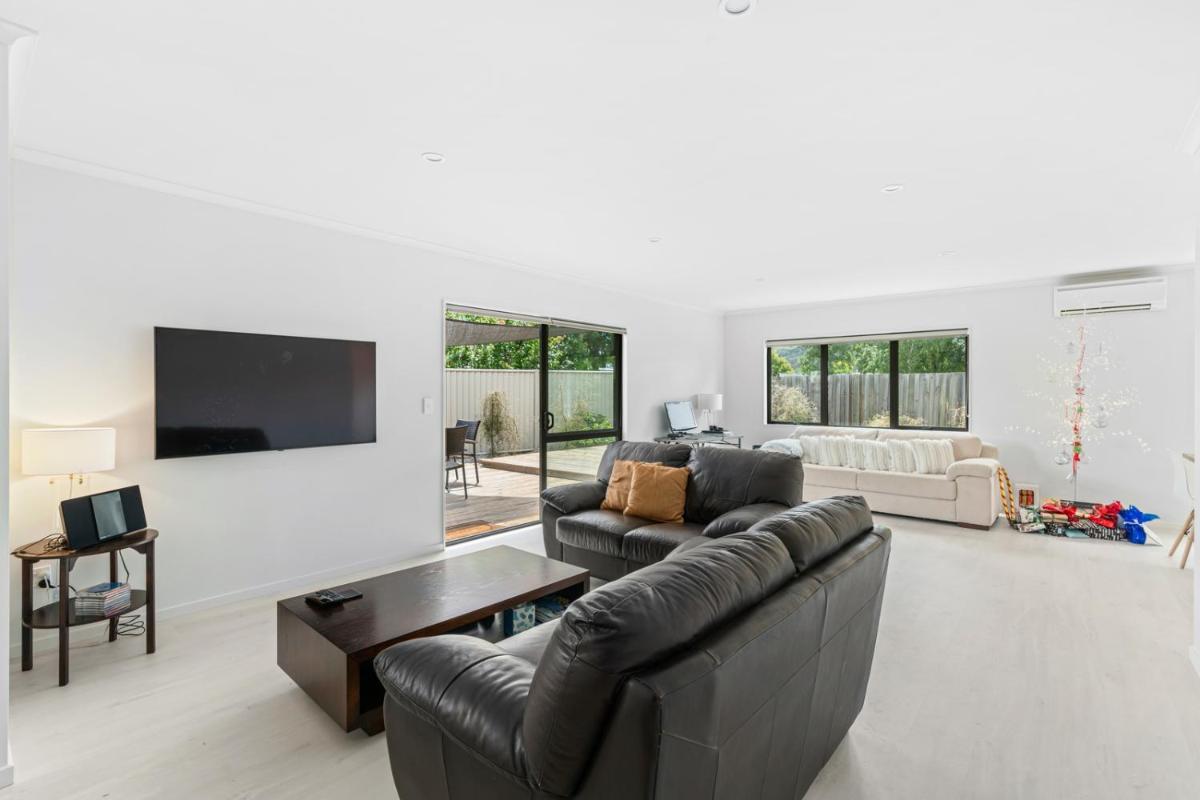 Cromwell Charmer - Cromwell Holiday Home - Hizvo