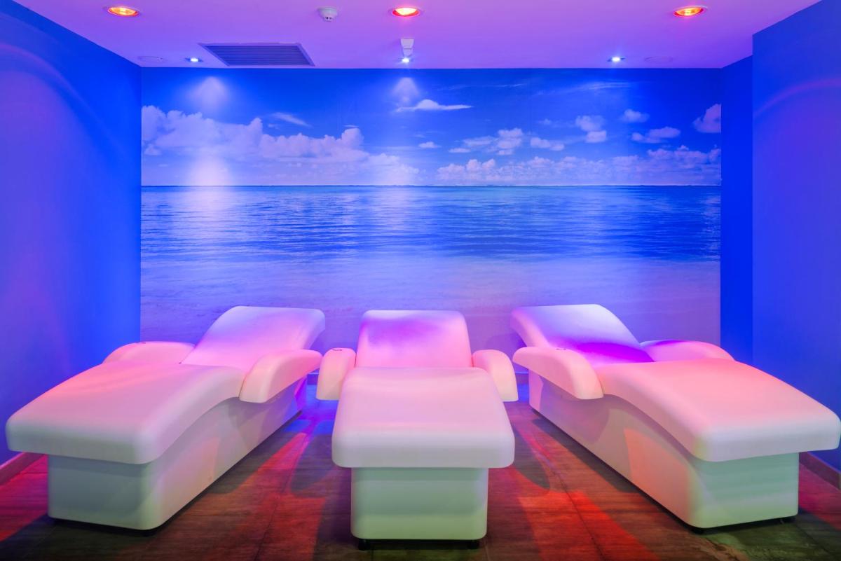 Imagen de la galería de GHT Aquarium & Spa, en Lloret de Mar