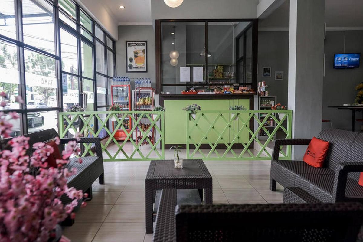 Urbanview Hotel Ta Ke Jelutung Puncak Jambi - Housity