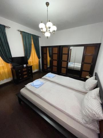 Ricky Apartment - Housity
