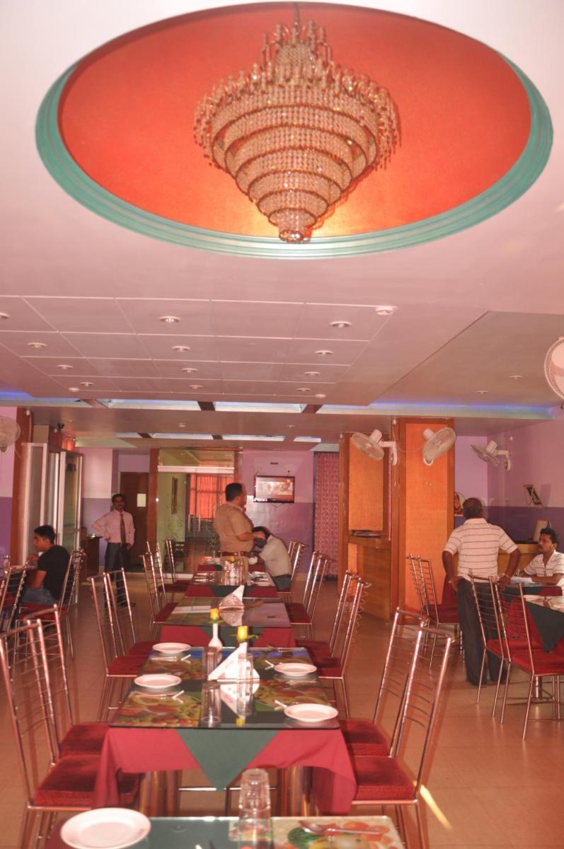 Hotel Dooars Mountain - Housity