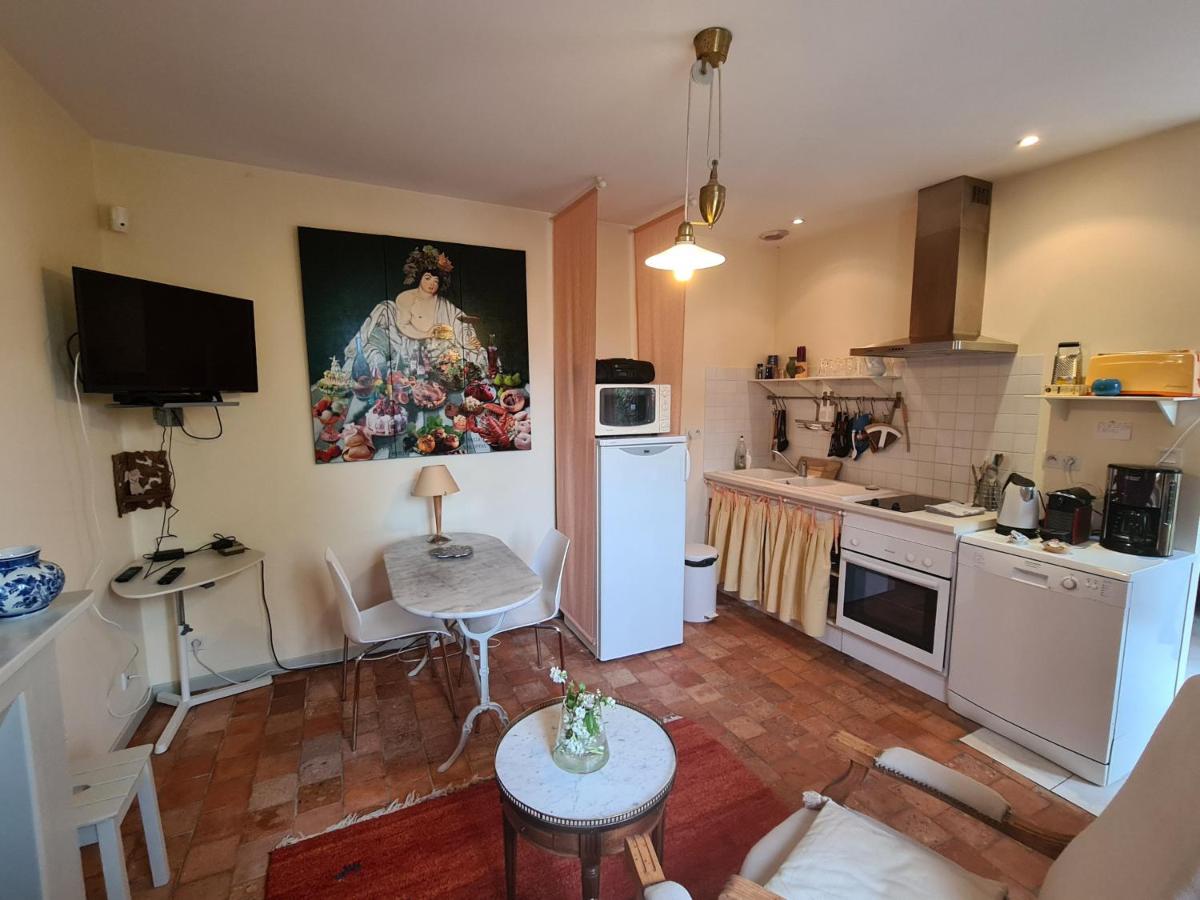 Gîte Chécy, 2 pièces, 2 personnes - FR-1-590-9 - Housity