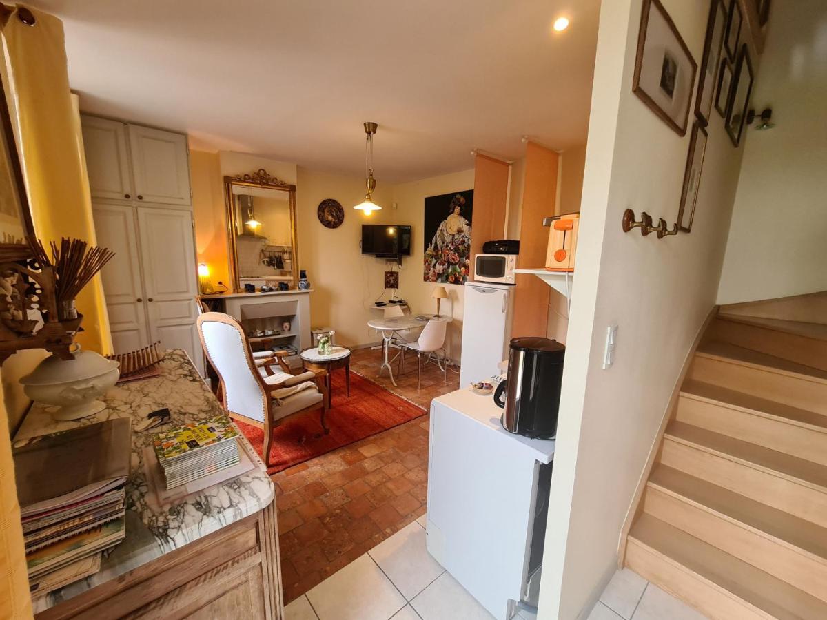 Gîte Chécy, 2 pièces, 2 personnes - FR-1-590-9 - Housity