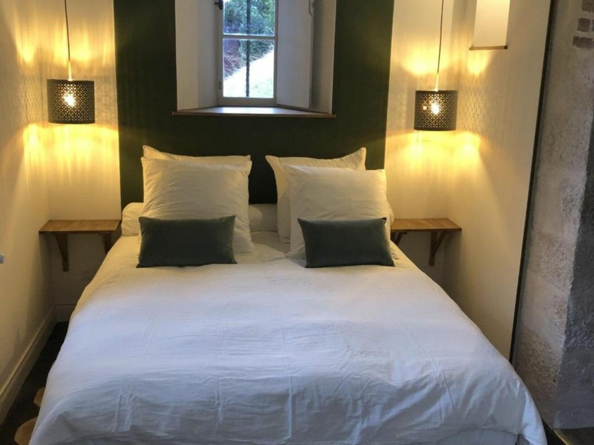 Confort & Charme : Appt Calme et Lumineux à Bourges avec Jardin Privé et Parking - FR-1-586-18 - Housity