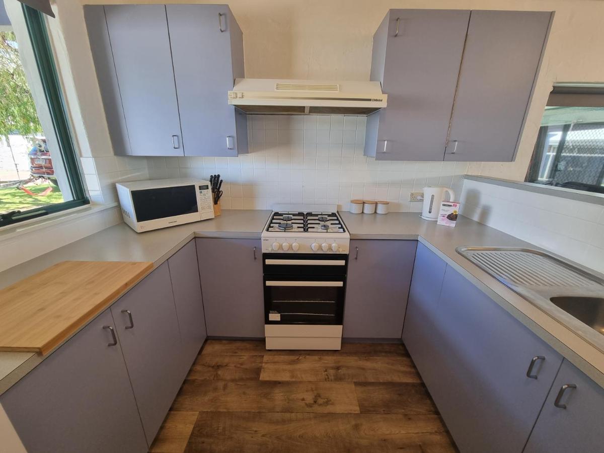 Busselton Holiday Units - Hizvo