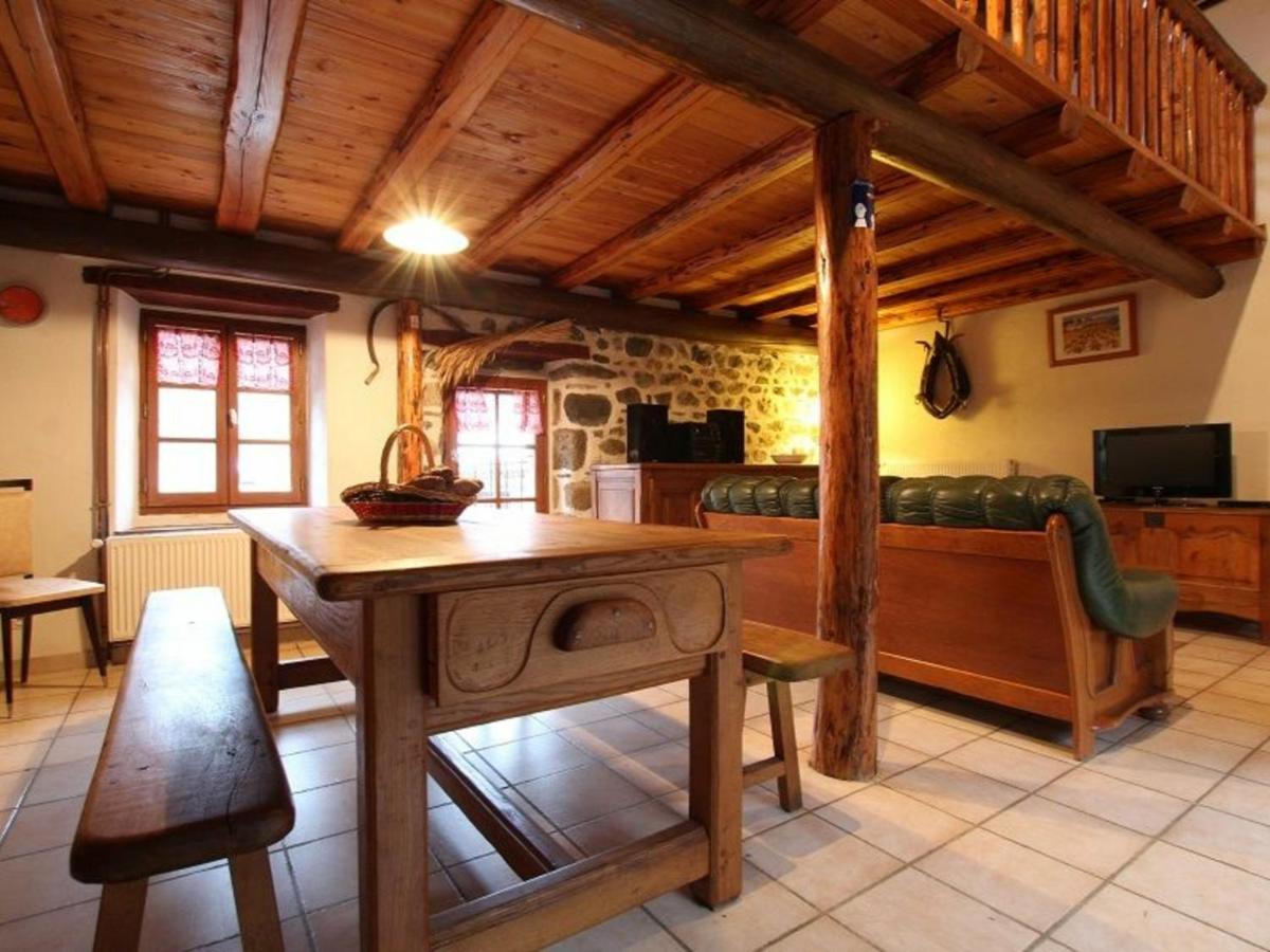 Gîte Saint-Julien-des-Chazes, 4 pièces, 8 personnes - FR-1-582-25 - Housity