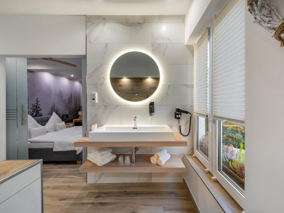 Cityhotel Bernburg - Housity