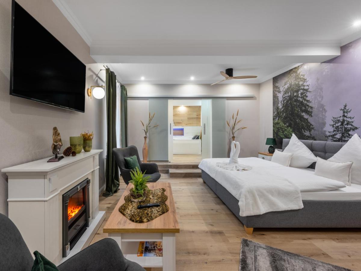 Cityhotel Bernburg - Housity