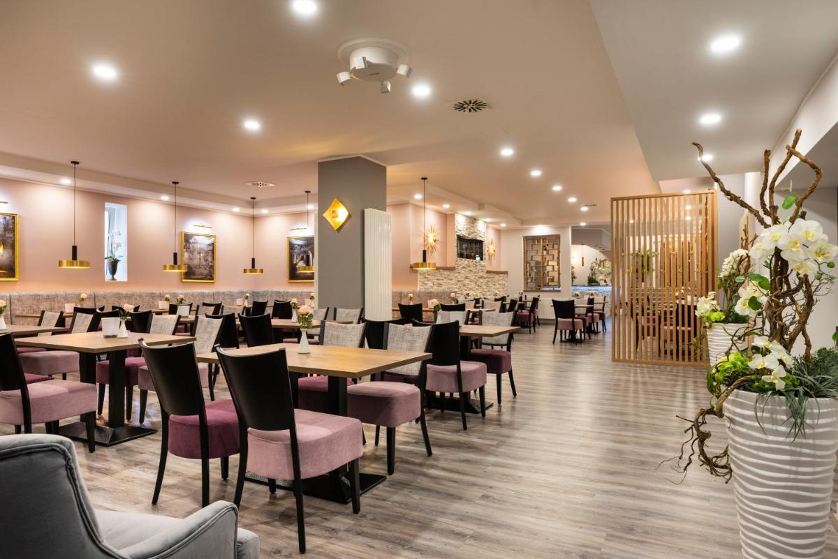 Cityhotel Bernburg - Housity
