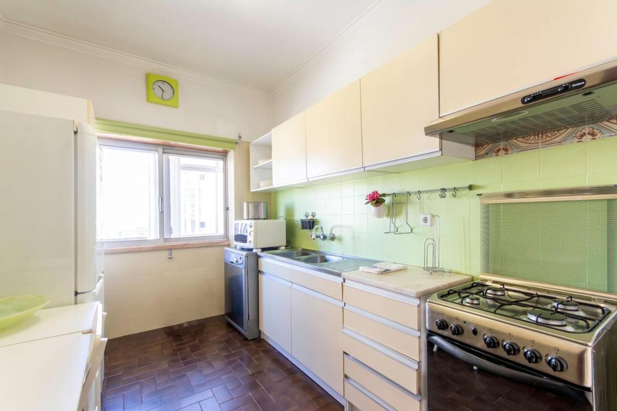 Cozy Peaceful apartment in Almada by Innkeeper - Housity