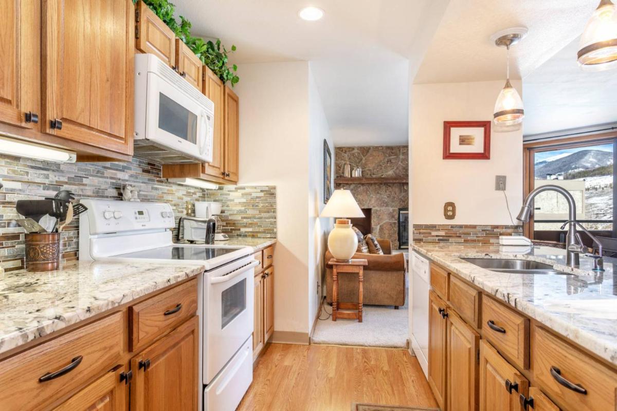 Marina Place #138 - Housity