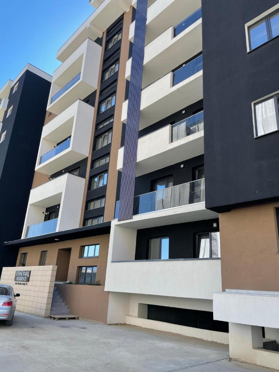 Stone Park Residence - Housity