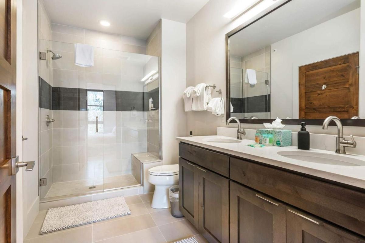 Blue River Flats 2-202 - Silverthorne - Housity
