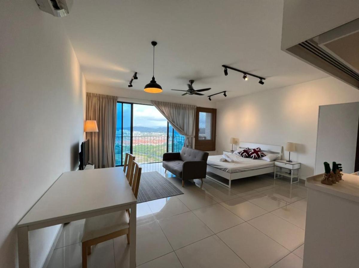 Francesco Suite - Trefoil Setia Alam-Near Setia City Mall & Setia Convention Centre - Housity