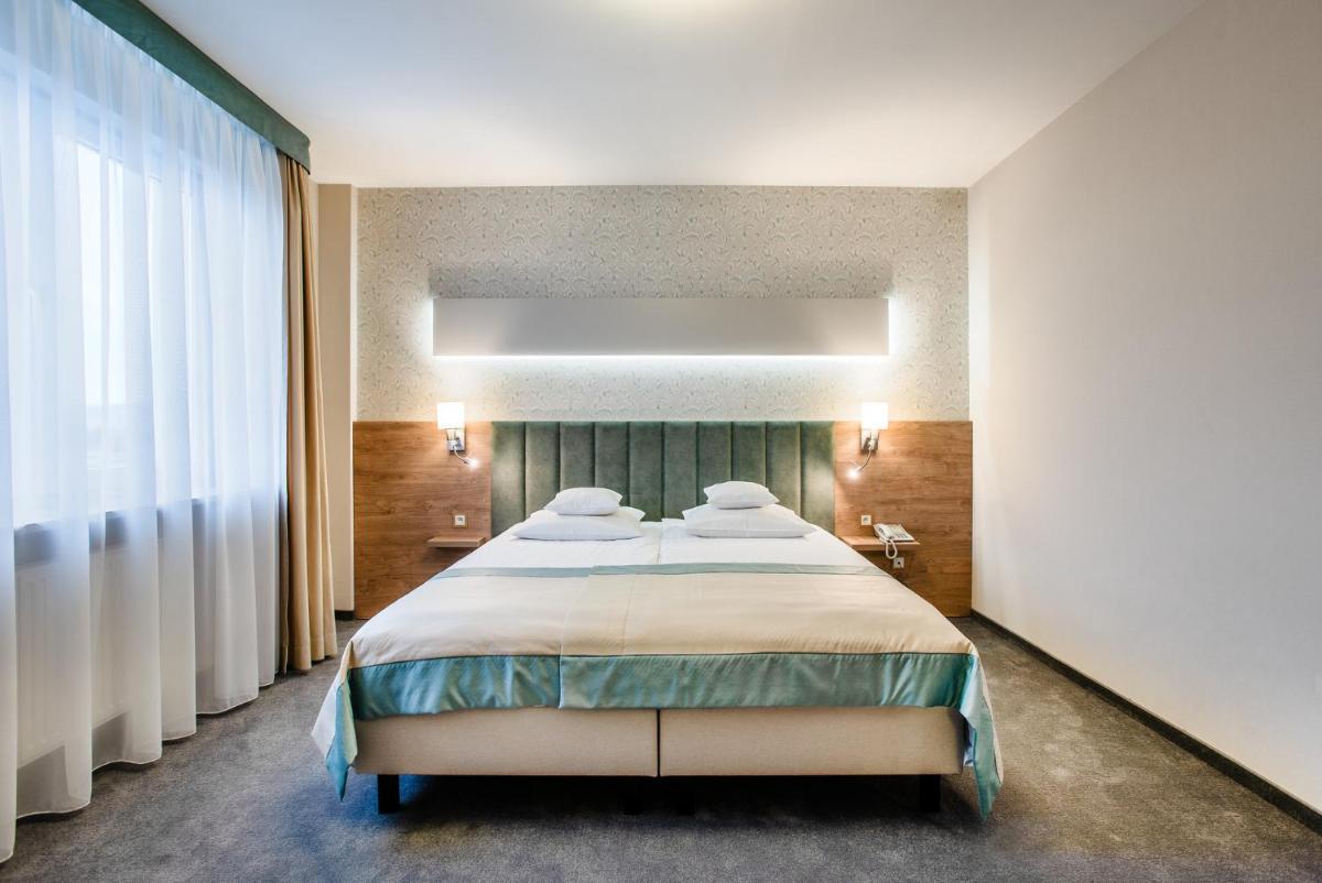 Hotel La Mar - Housity