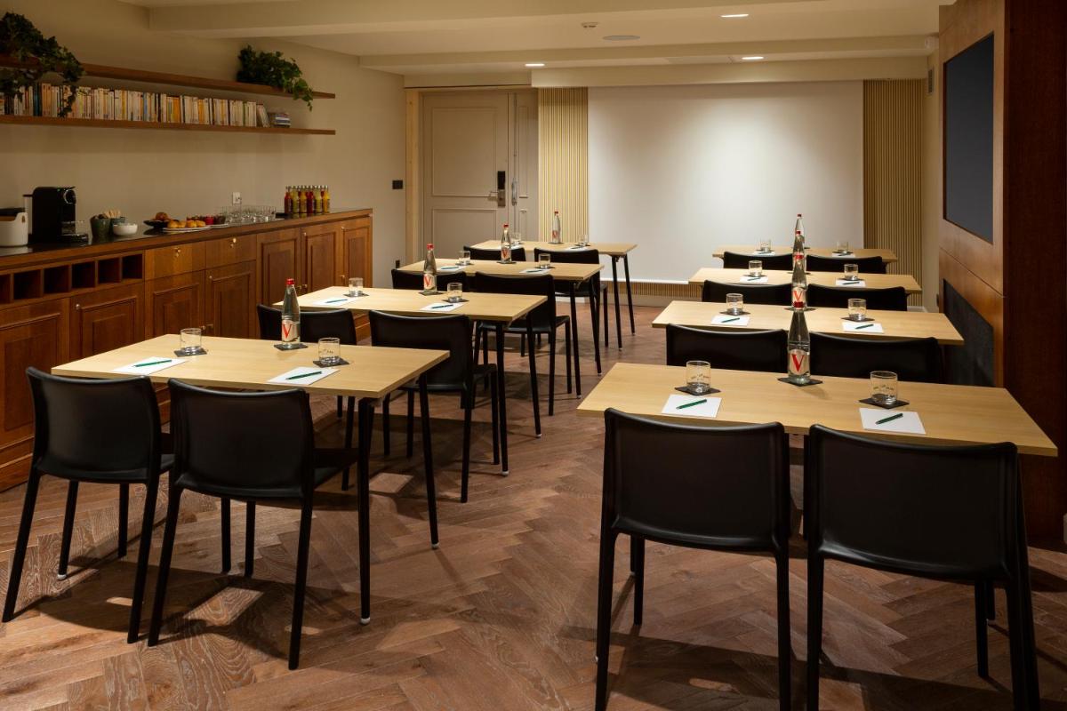 Restaurant ou autre lieu de restauration dans l'établissement Ours Blanc Hotel & Spa