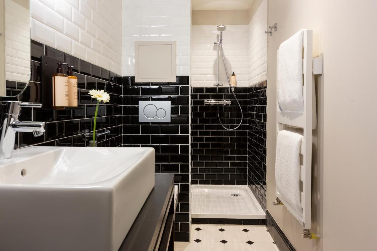 Ours Blanc Hotel & Spa - Housity