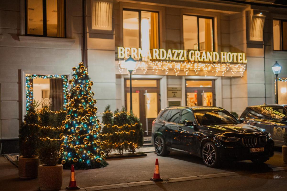 Bernardazzi Grand Hotel - Housity